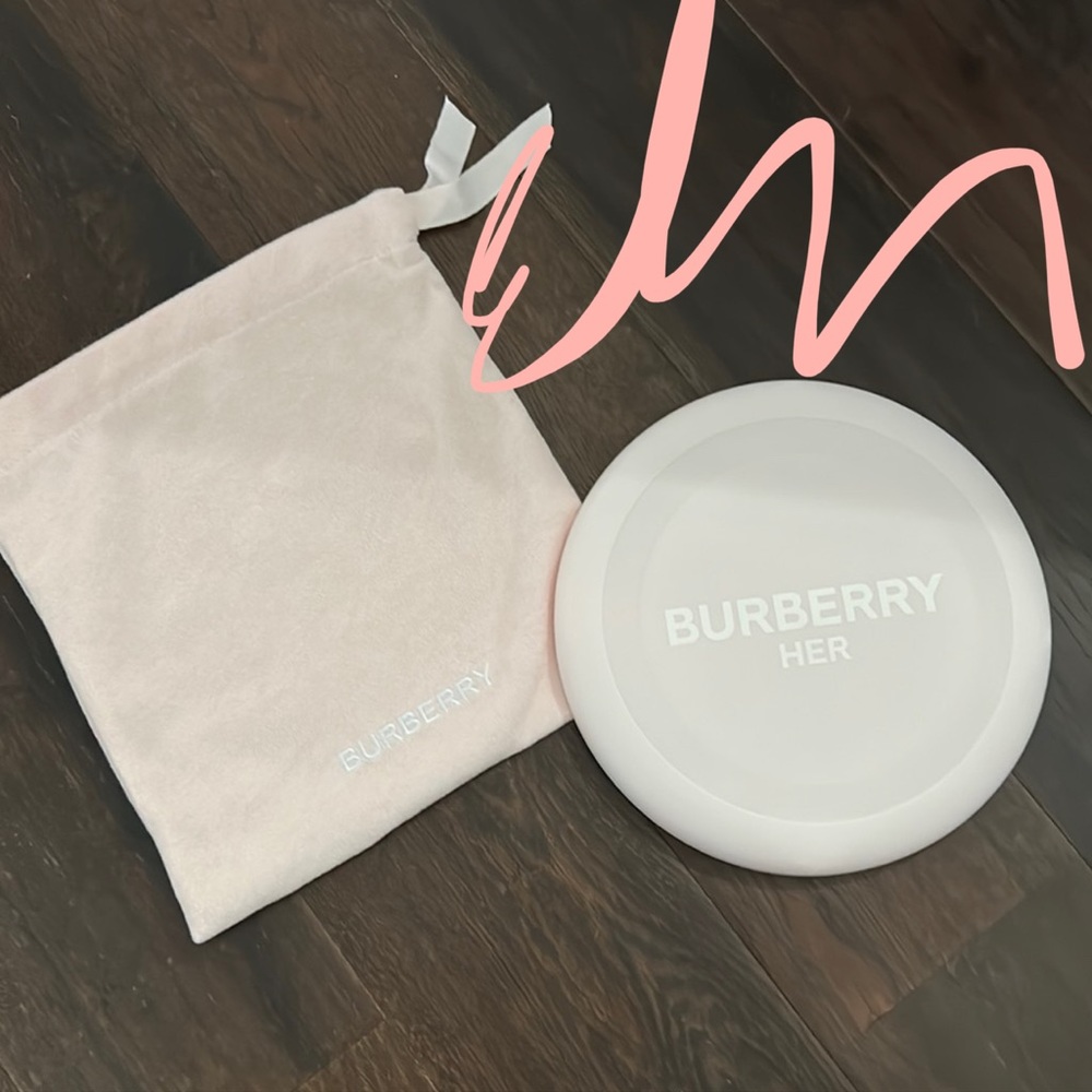 NEW ~ BURBERRY HER FRISBEE - Picture 4 of 8